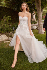 **Eternal Elegance: Enchanted Tulle Aline Gown for a Romantic Wedding**