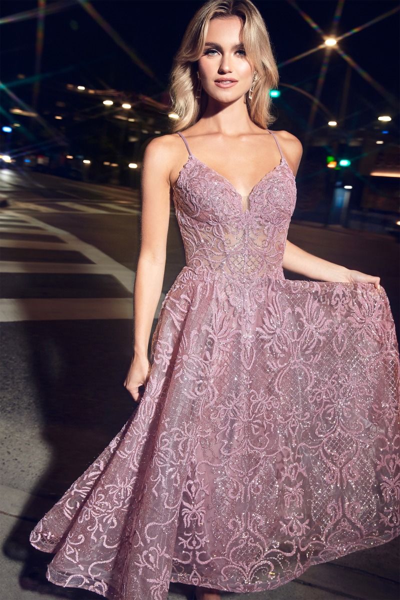 Captivating Glamour: Cinderella Divine's Ethereal Tea-Length Dress for Unforgettable Occasions