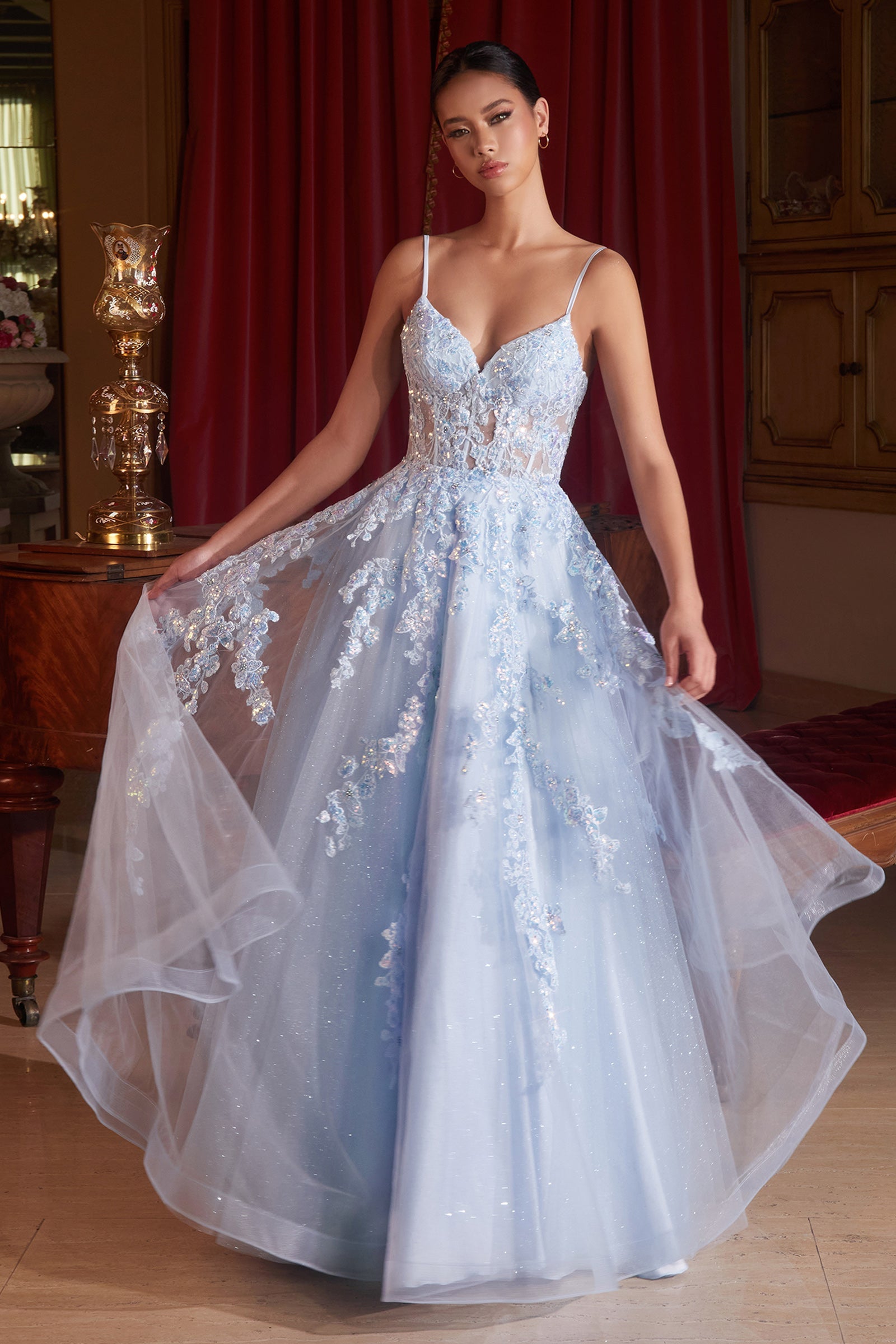 Cinderella Divine: Enchanting Lace and Tulle Ballgown for Unforgettable Occasions