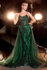 Captivating Glamour: Cinderella Divine's Fitted Glitter Gown for Unforgettable Occasions