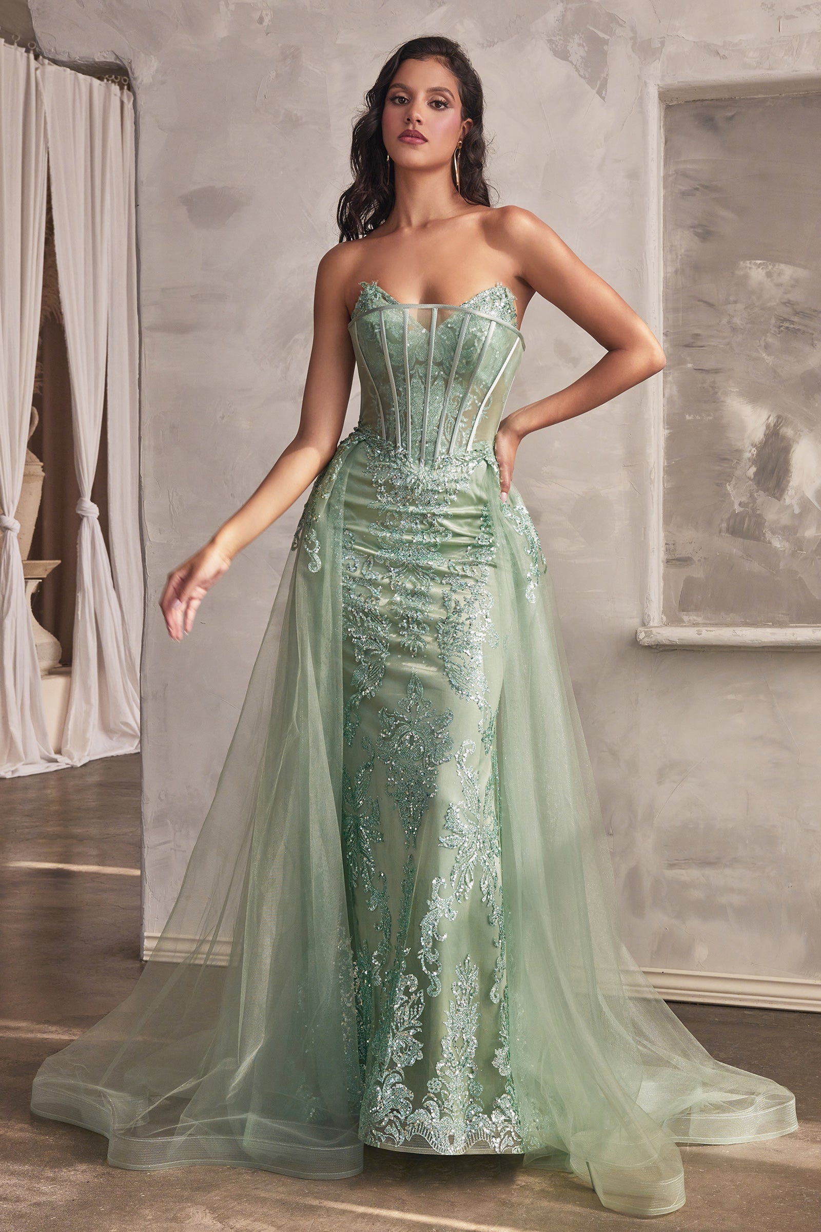 Captivating Glamour: Cinderella Divine's Fitted Glitter Gown for Unforgettable Occasions