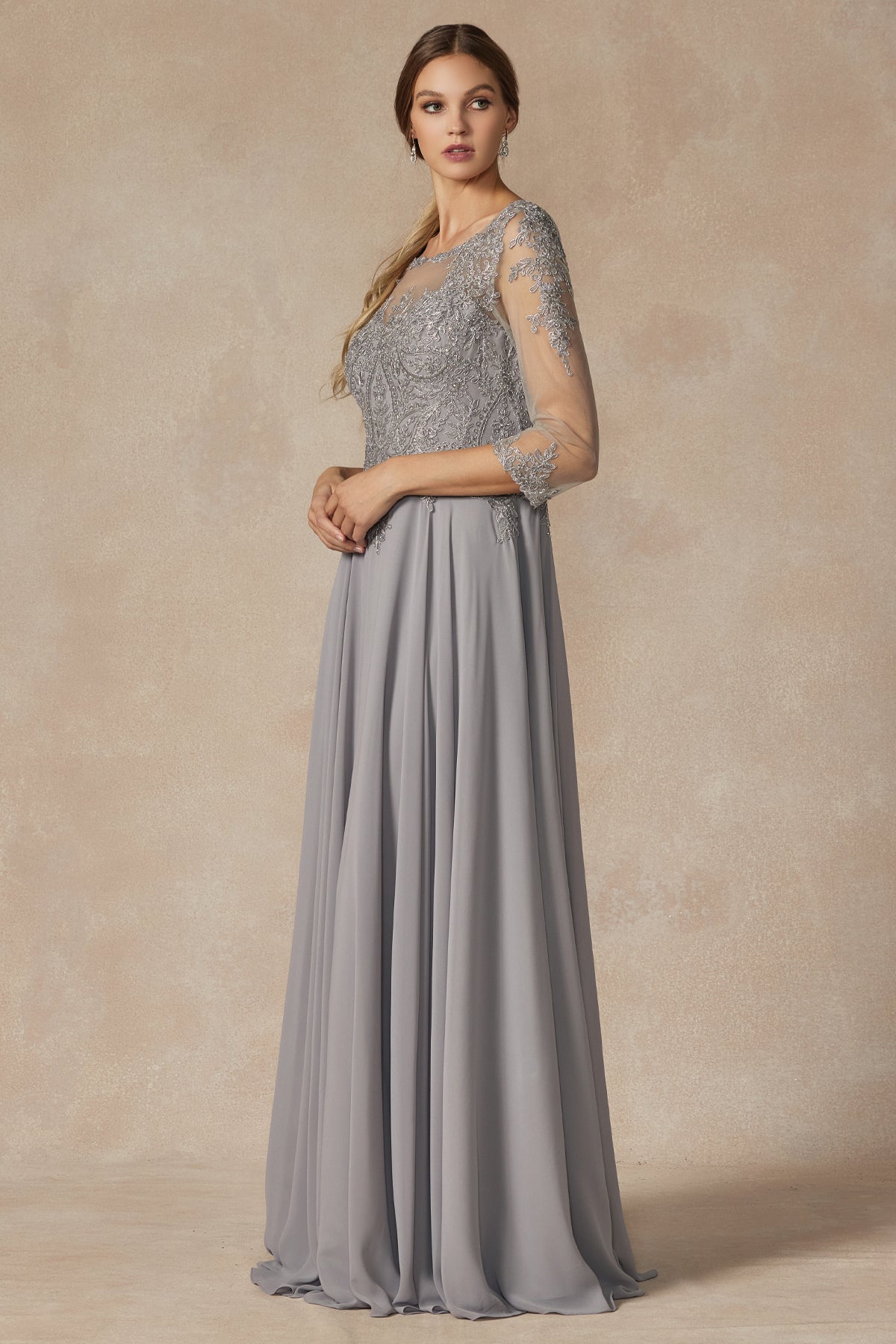 Enchanting Lace AppliquÃ© Long-Sleeve Formal Dress by [Brand Name]