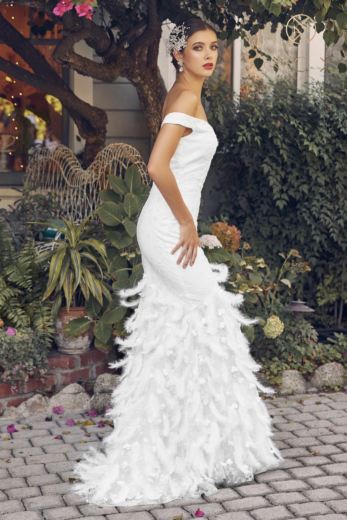 Enchanting Elegance: Off-the-Shoulder Gown for Timeless Glamour