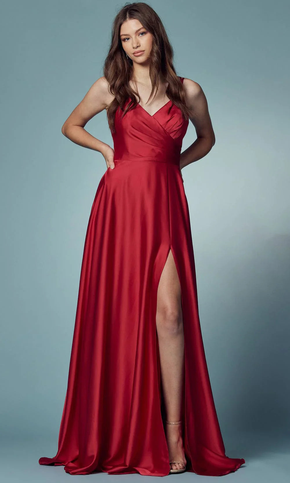 Nox Anabel E1020: Captivating Surplice Dress with Alluring Slit