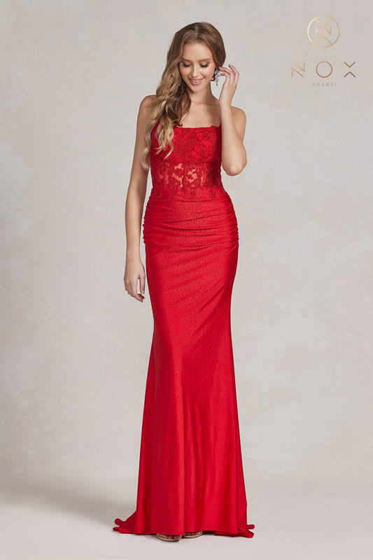 Indulge in Timeless Elegance with Nox Anabel's Captivating Evening Gown