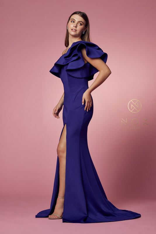 Enchanting Elegance: Nox Anabel's Breathtaking Long Dress