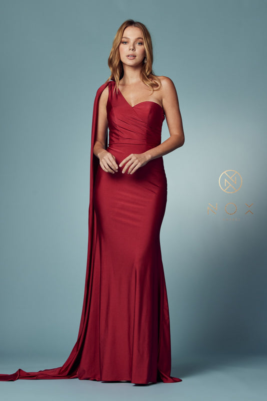 **Captivating Asymmetry: Nox Anabel's E475 Gown for Unforgettable Occasions**