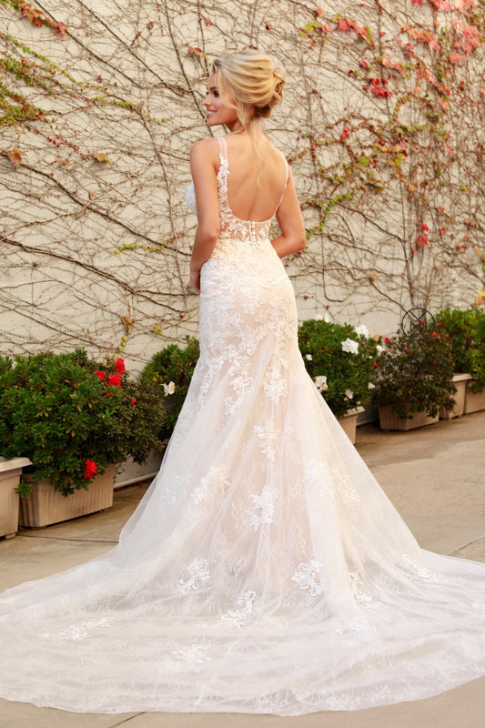 Nox Anabel H493: Enchanting Lace Gown for Unforgettable Occasions