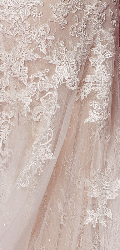 **Enchanting Nox Anabel Trumpet Gown: A Vision of Lace and Elegance**