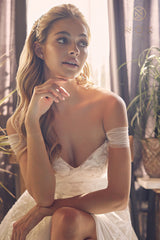 **Nox Anabel: The Enchanting Wedding Dress for a Timeless Bride**