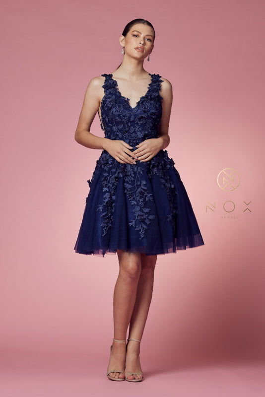 Nox Anabel's Floral AppliquÃ© Cocktail Dress: Radiate Glamour and Elegance