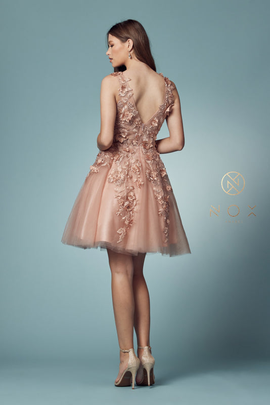 Nox Anabel's Enchanting Floral AppliquÃ© Cocktail Dress: A Masterpiece for Every Occasion