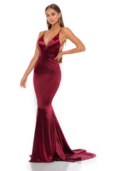 Portia and Scarlett: Captivating V-Neck Gown for Unforgettable Evenings