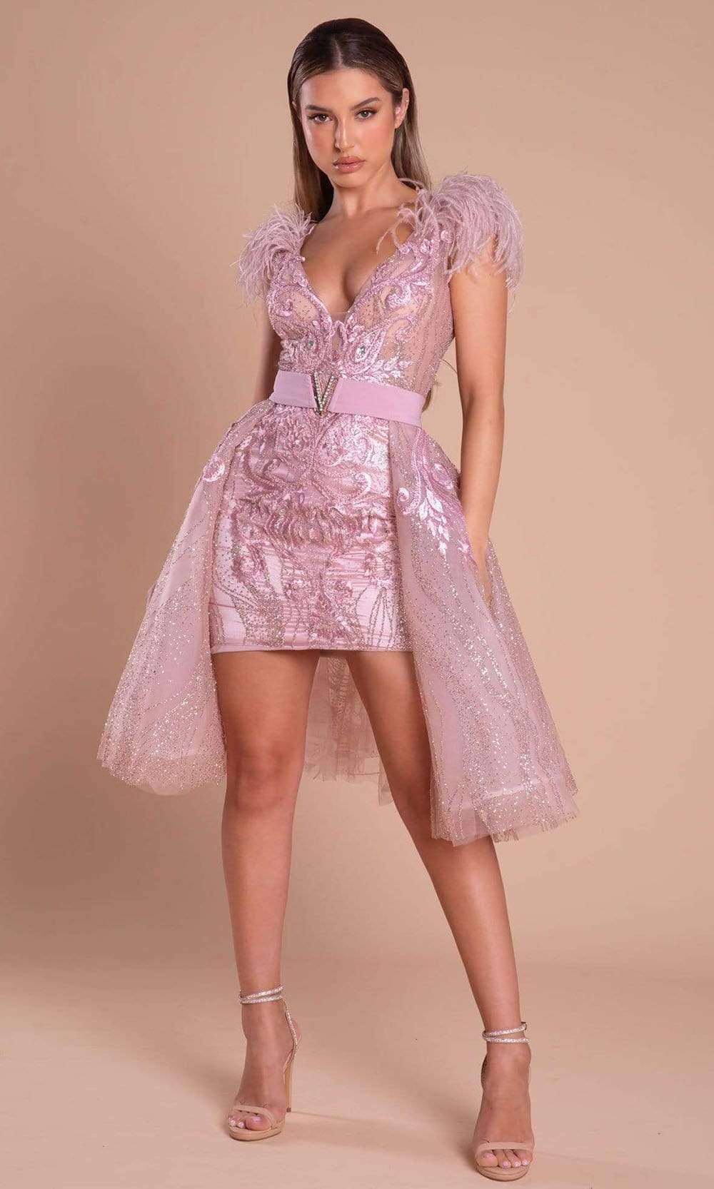 **Enchanting Elegance: Portia and Scarlett's Feather-Adorned Masterpiece**
