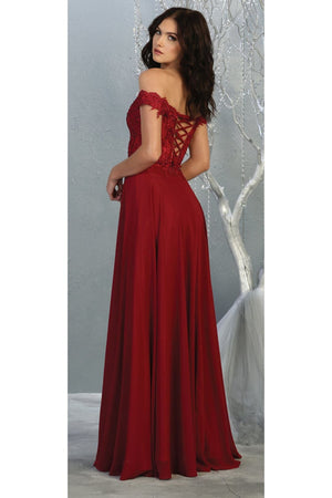 Elegant Formal Embroidered Prom Gown And Plus Size